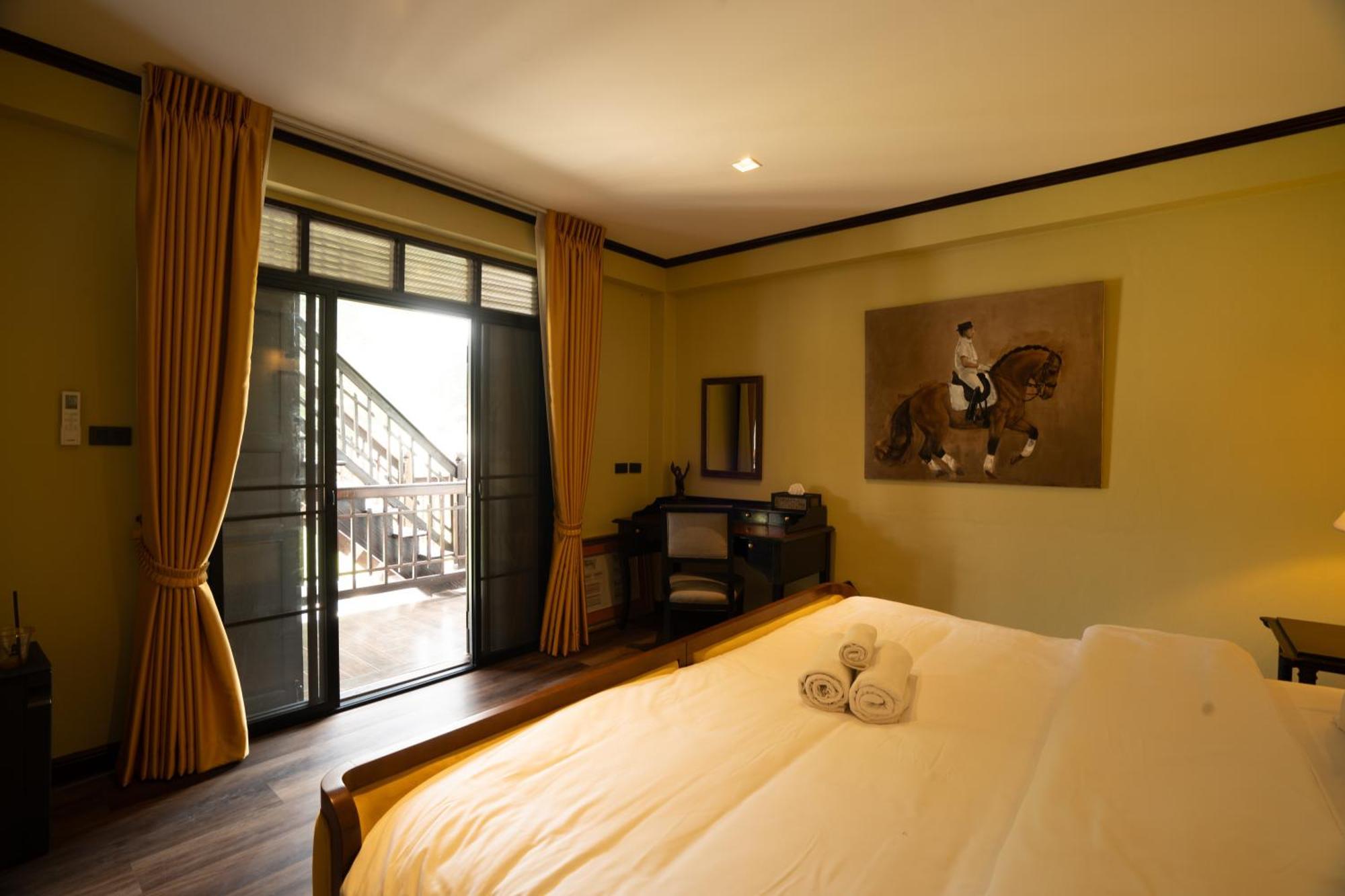 Akara House Sukhothai - Luxury Riverside Residence Exterior photo